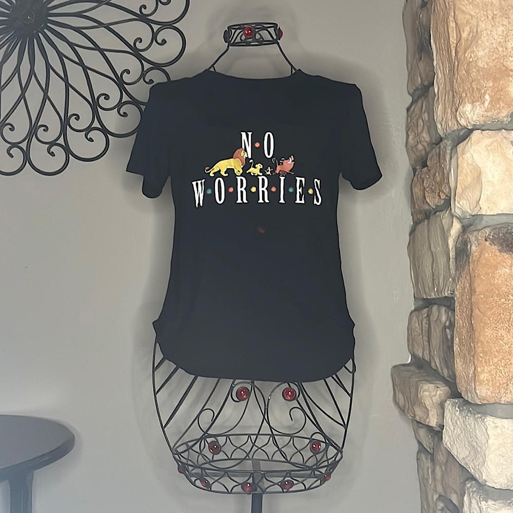 Women’s lion king tee shirt
